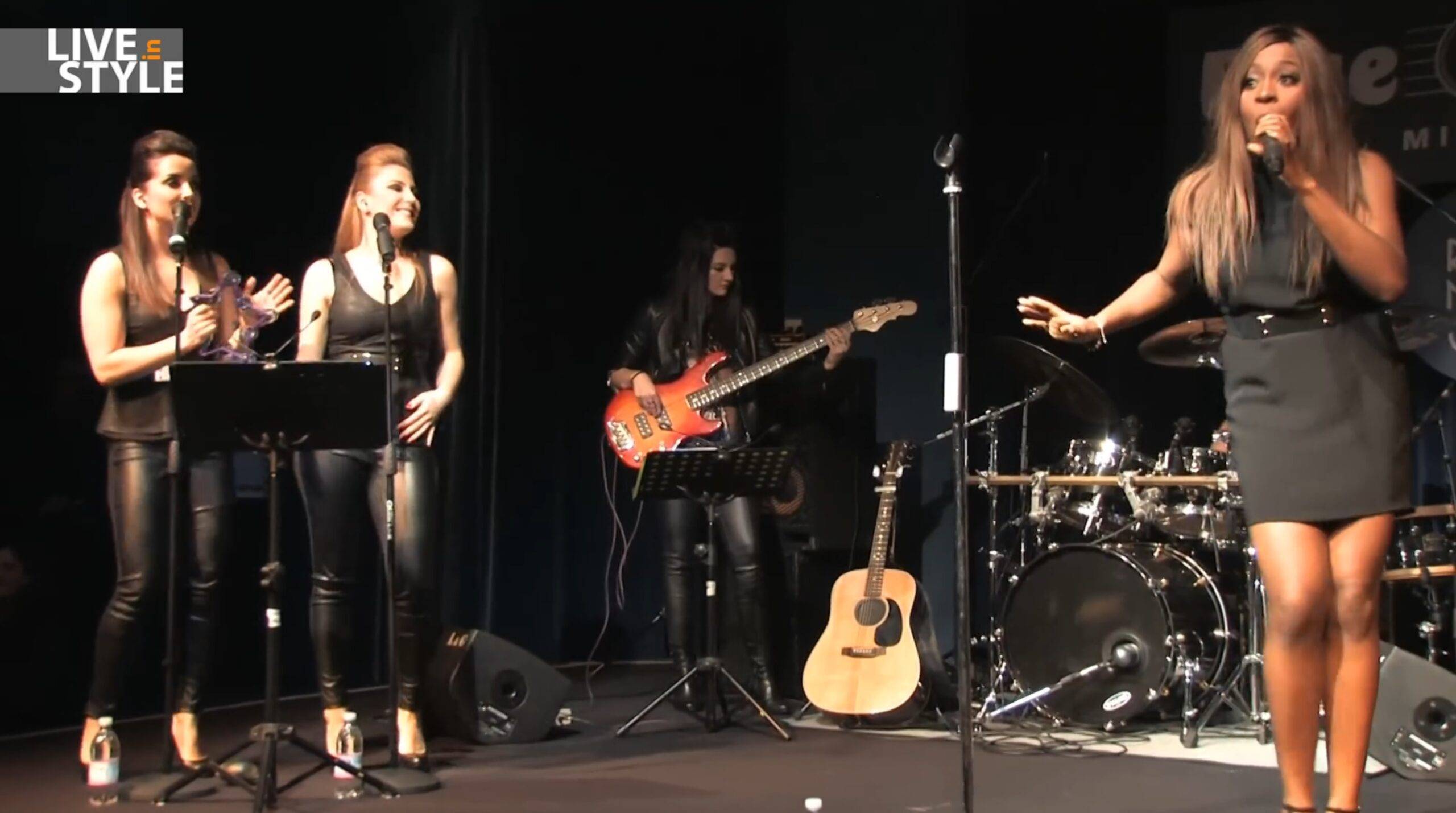 LORETTA GRACE LIVE BLUE NOTE